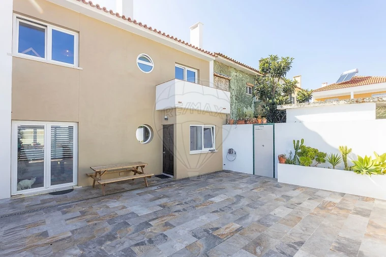 Moradia T4 para Venda em Santa Maria e São Miguel, São Martinho, São Pedro Penaferrim Foto 38