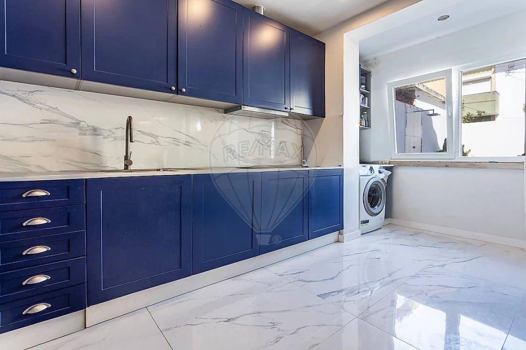 Moradia T4 para Venda em Santa Maria e São Miguel, São Martinho, São Pedro Penaferrim Foto 15