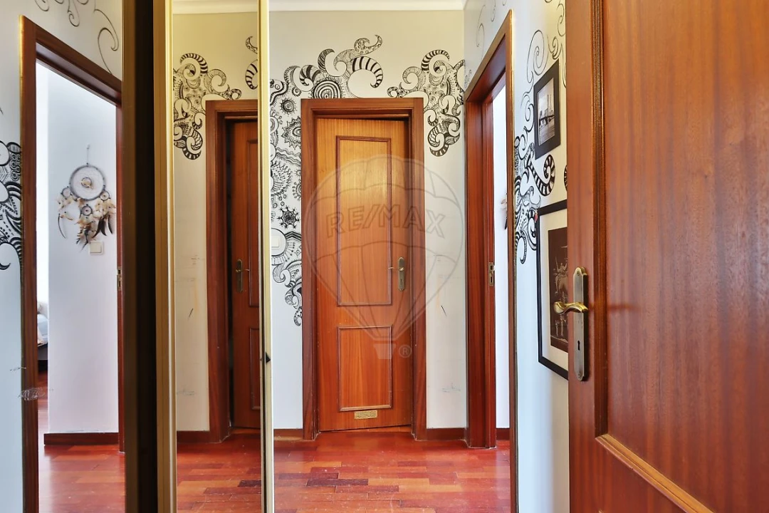 Apartamento T2 para Venda em Santa Maria e São Miguel, São Martinho, São Pedro Penaferrim Foto 7