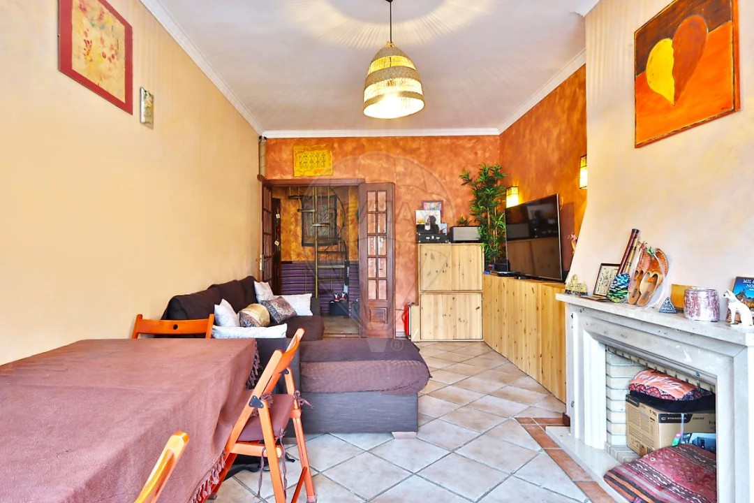 Apartamento T2 para Venda em Santa Maria e São Miguel, São Martinho, São Pedro Penaferrim Foto 3