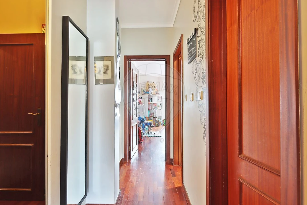 Apartamento T2 para Venda em Santa Maria e São Miguel, São Martinho, São Pedro Penaferrim Foto 12