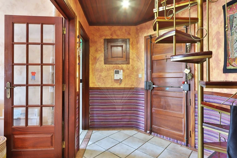 Apartamento T2 para Venda em Santa Maria e São Miguel, São Martinho, São Pedro Penaferrim Foto 16