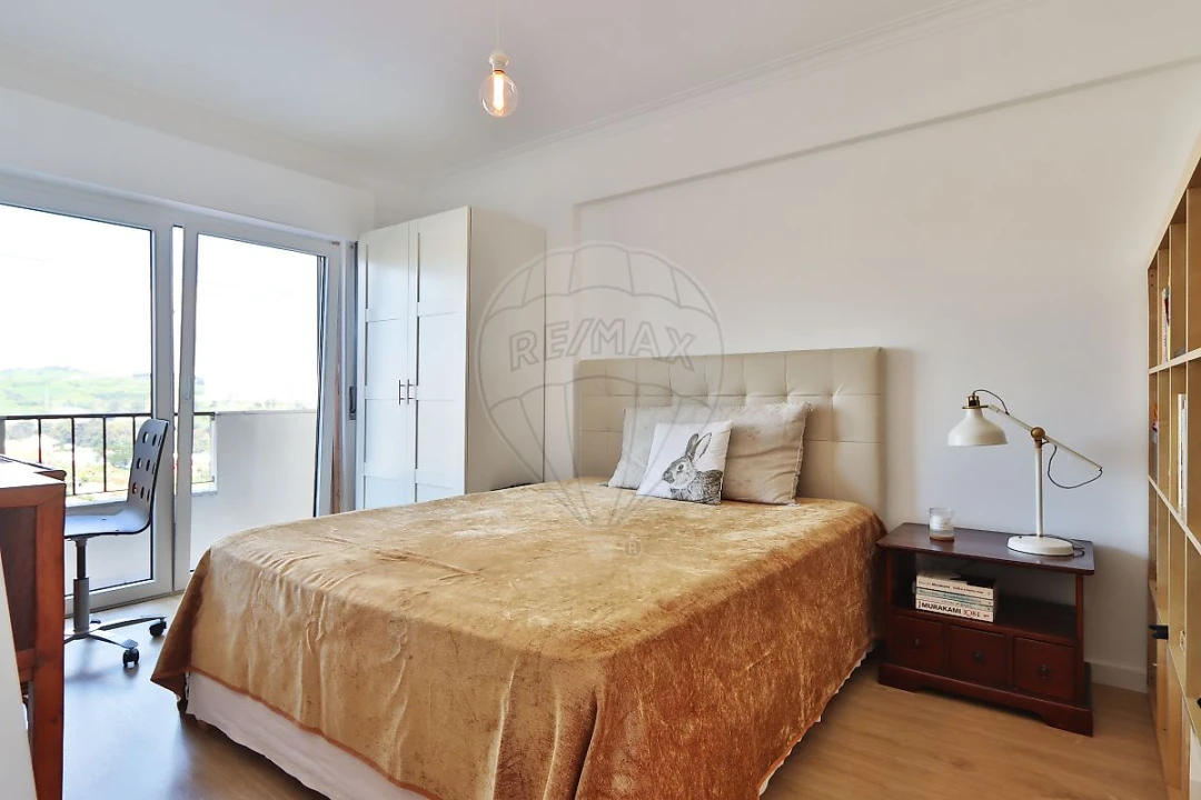 Apartamento T2 para Venda em Cacém e São Marcos Foto 10