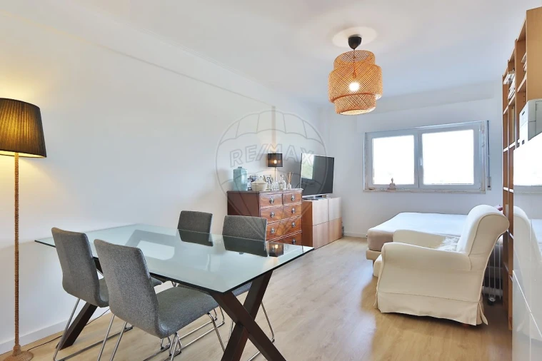 Apartamento T2 para Venda em Cacém e São Marcos Foto 4