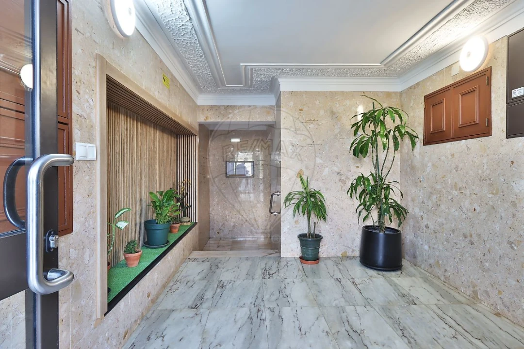 Apartamento T2 para Venda em Cacém e São Marcos Foto 19