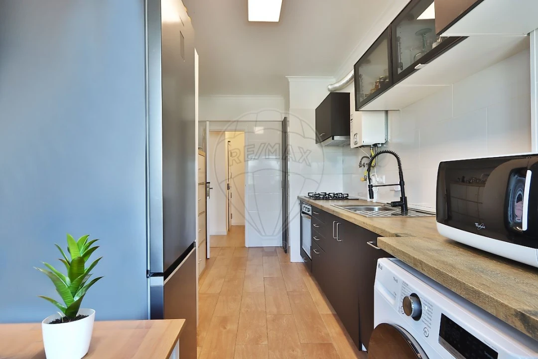 Apartamento T2 para Venda em Cacém e São Marcos Foto 8