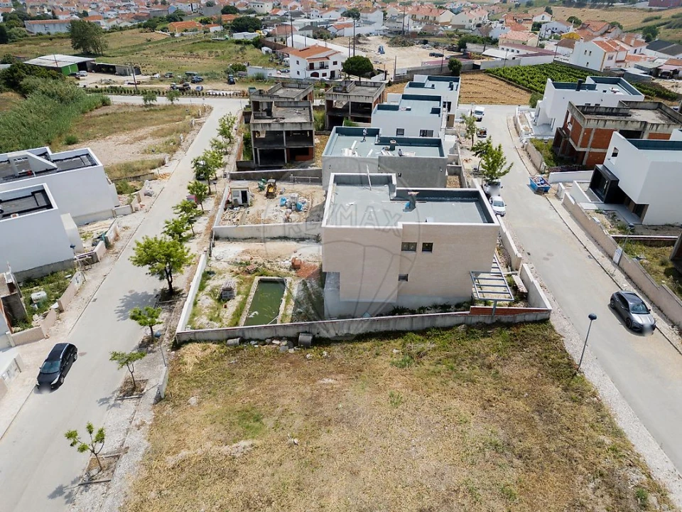 Moradia T5 para Venda em Ponte do Rol Foto 11