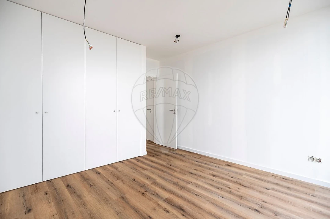 Moradia T5 para Venda em Ponte do Rol Foto 25