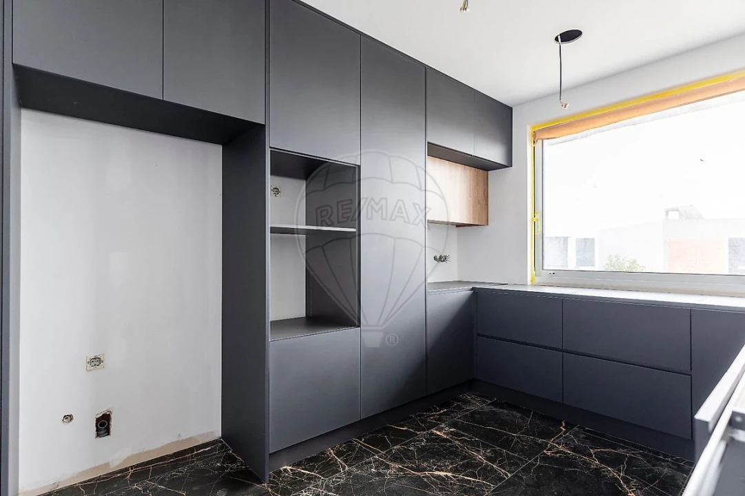 Moradia T5 para Venda em Ponte do Rol Foto 1