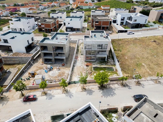 Moradia T5 para Venda em Ponte do Rol Foto 12