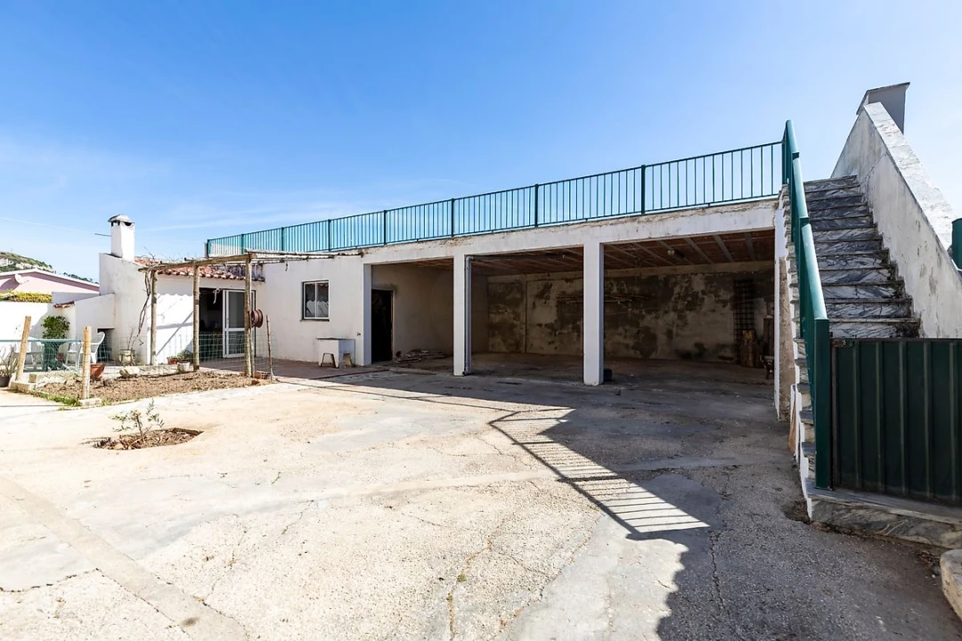 Moradia T5 para Venda em Freiria Foto 38