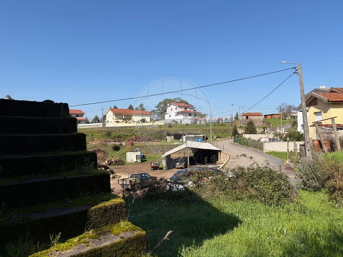 Terreno para Venda em São Pedro de Castelões Foto 2