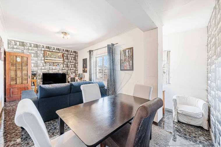 Apartamento T2 para Venda em Odivelas Foto 15