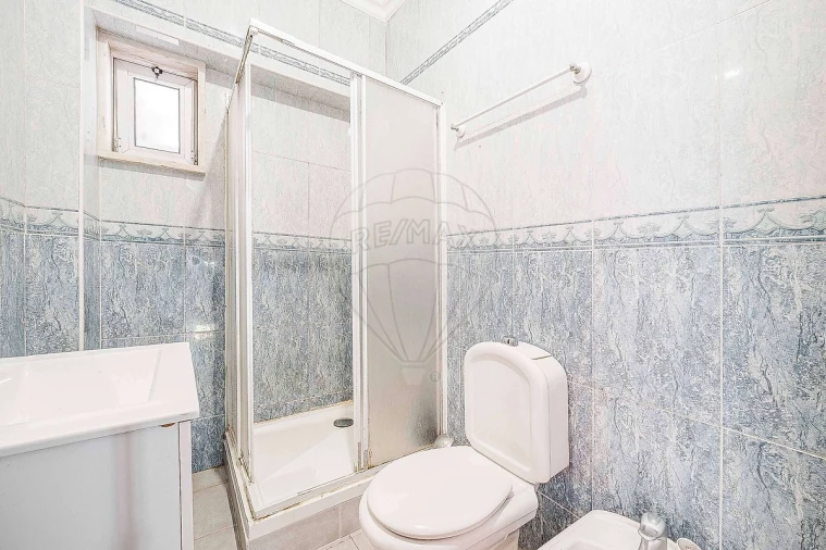 Apartamento T2 para Venda em Odivelas Foto 13