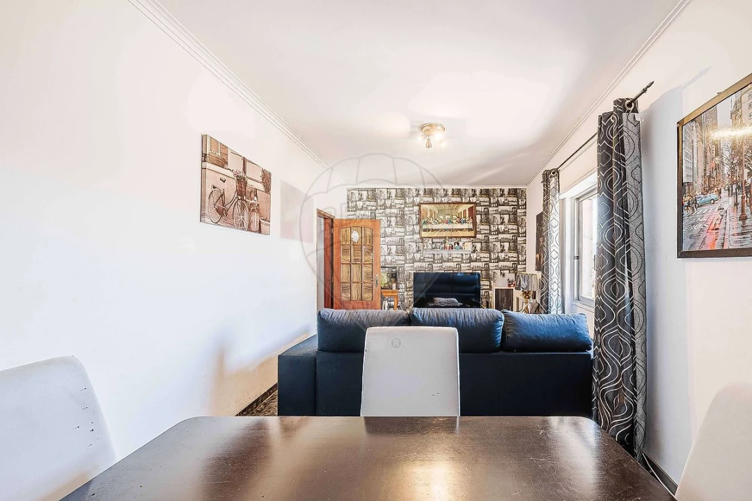 Apartamento T2 para Venda em Odivelas Foto 12