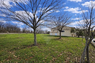 Moradia T3 para Venda em Tamanhos