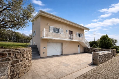 Moradia T3 para Venda em Tamanhos