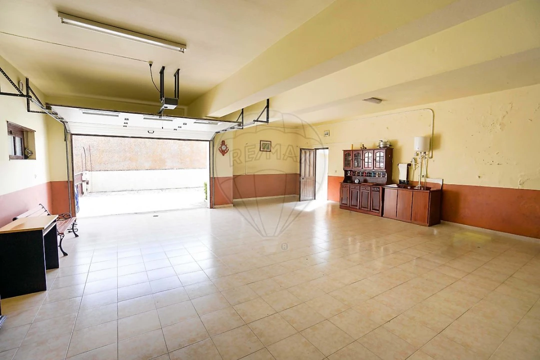 Moradia T3 para Venda em Arranho Foto 22