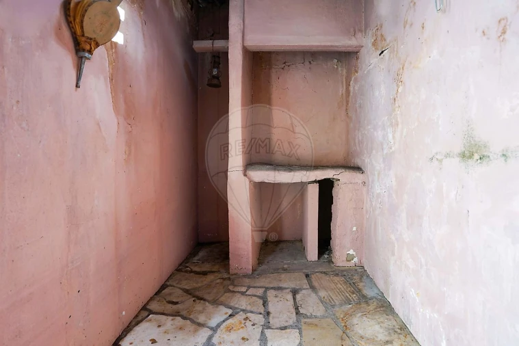 Moradia T3 para Venda em Arranho Foto 19