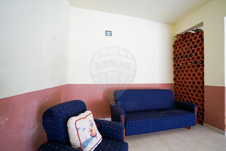 Moradia T3 para Venda em Arranho Foto 23