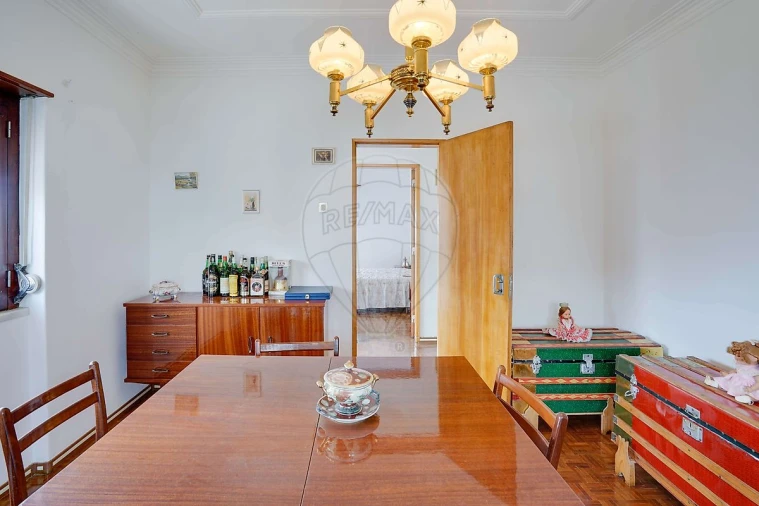 Moradia T3 para Venda em Arranho Foto 41