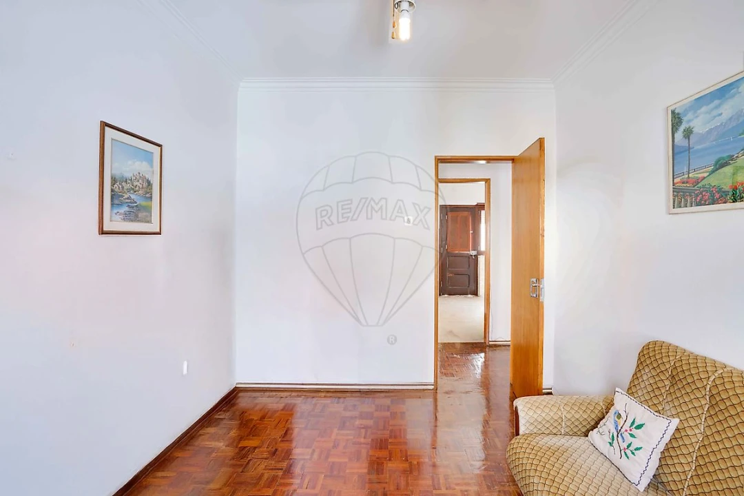 Moradia T3 para Venda em Arranho Foto 28