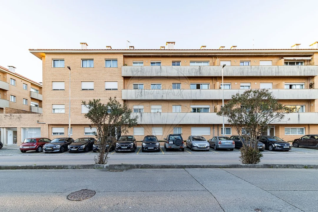 Apartamento T2 para Arrendamento em São Felix da Marinha Foto 3