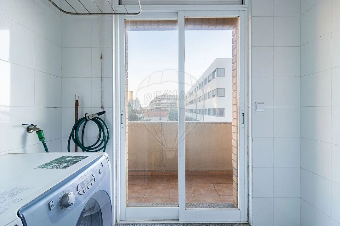 Apartamento T2 para Arrendamento em São Felix da Marinha Foto 12