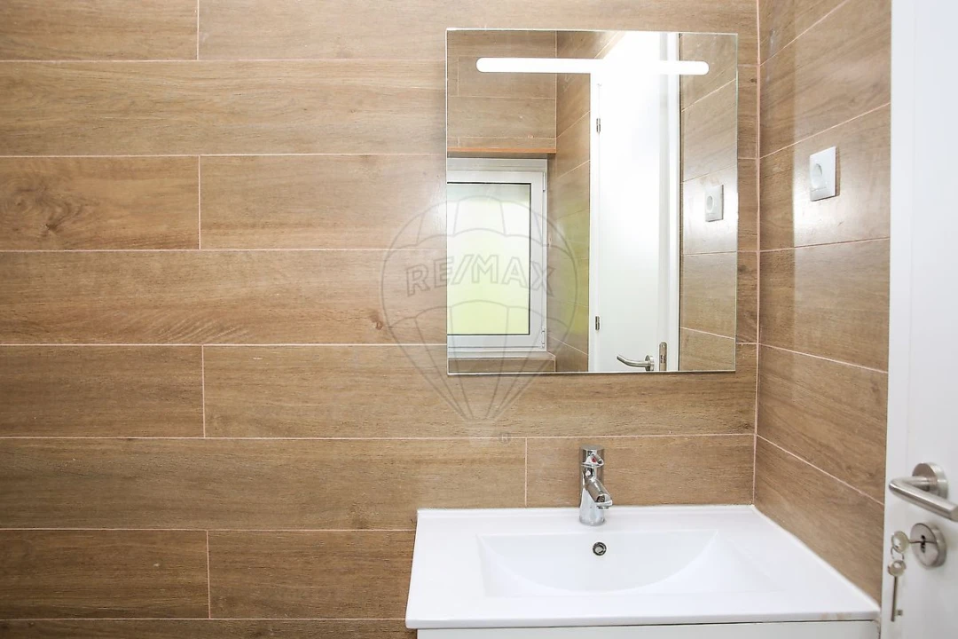 Moradia T2 para Arrendamento em Arruda dos Vinhos Foto 29