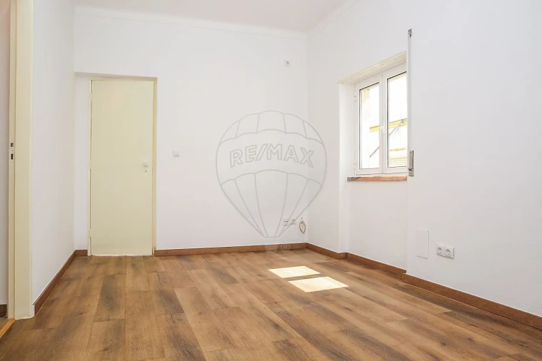 Moradia T2 para Arrendamento em Arruda dos Vinhos Foto 16