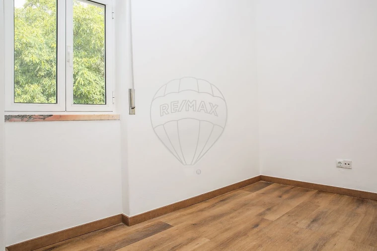 Moradia T2 para Arrendamento em Arruda dos Vinhos Foto 1