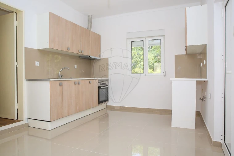 Moradia T2 para Arrendamento em Arruda dos Vinhos Foto 15