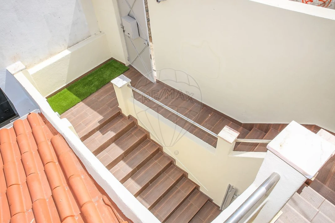 Moradia T2 para Arrendamento em Arruda dos Vinhos Foto 18