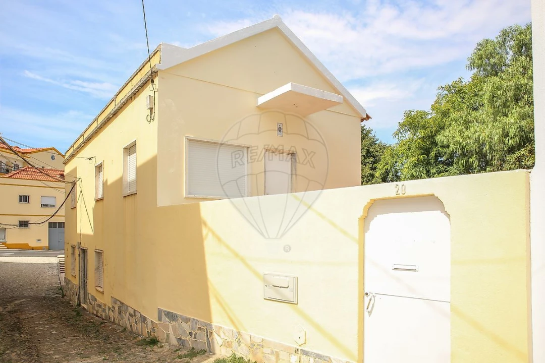 Moradia T2 para Arrendamento em Arruda dos Vinhos Foto 30