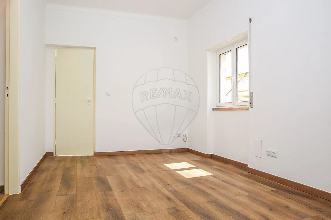 Moradia T2 para Arrendamento em Arruda dos Vinhos Foto 16