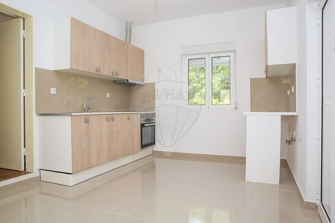 Moradia T2 para Arrendamento em Arruda dos Vinhos Foto 15