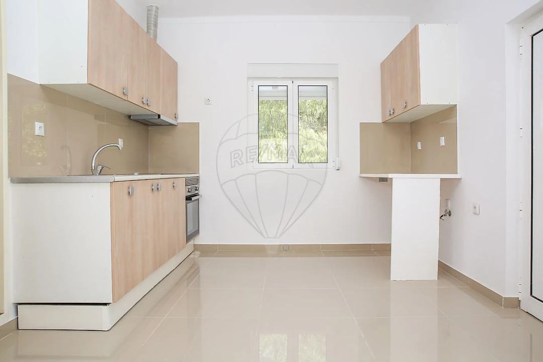 Moradia T2 para Arrendamento em Arruda dos Vinhos Foto 24