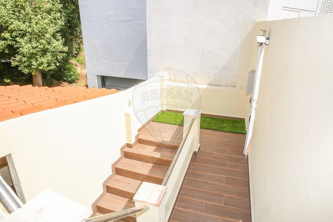 Moradia T2 para Arrendamento em Arruda dos Vinhos Foto 19