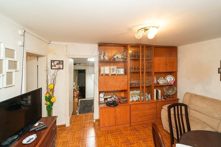 Moradia T2 para Venda em Dois Portos e Runa Foto 12