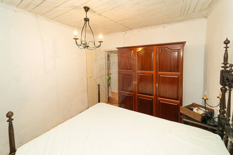 Moradia T2 para Venda em Dois Portos e Runa Foto 8