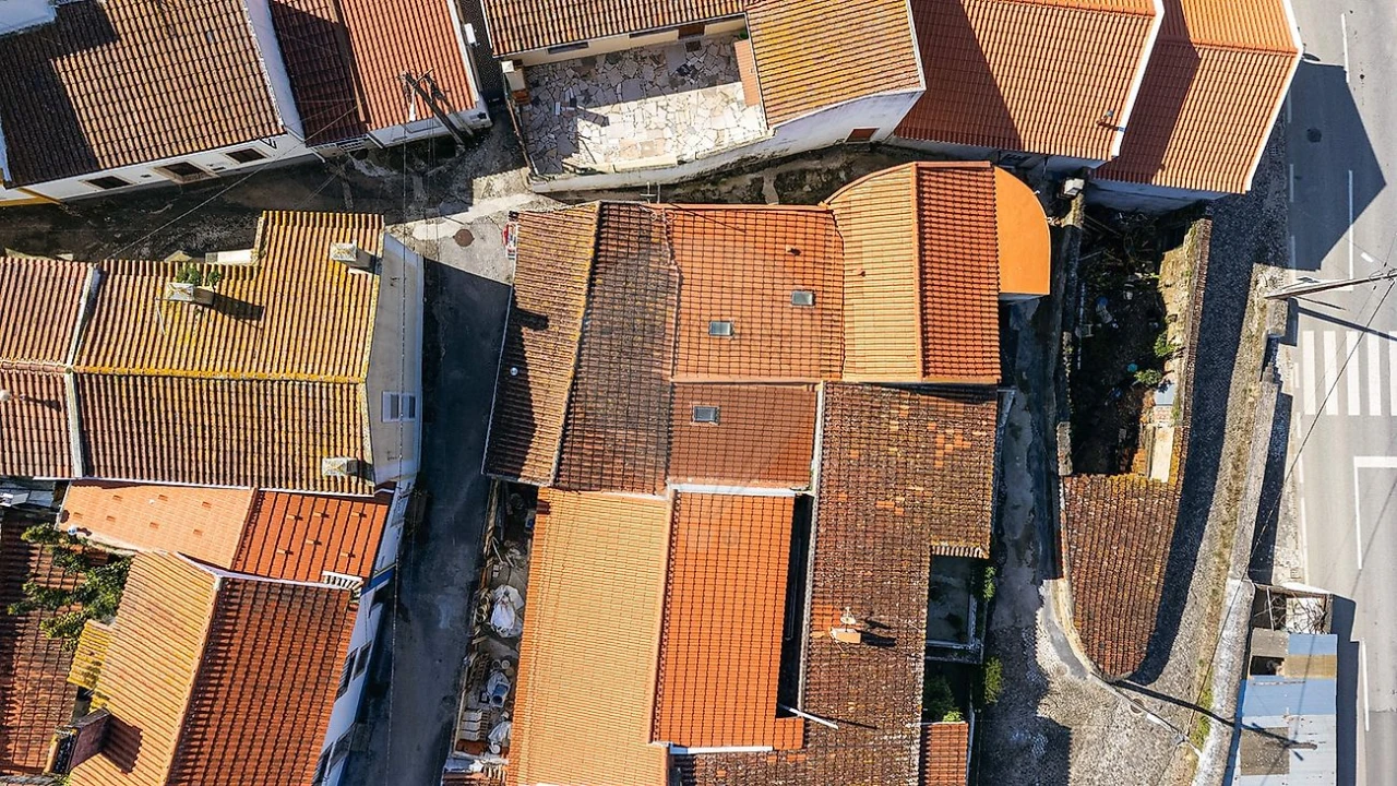 Moradia T2 para Venda em Dois Portos e Runa Foto 4