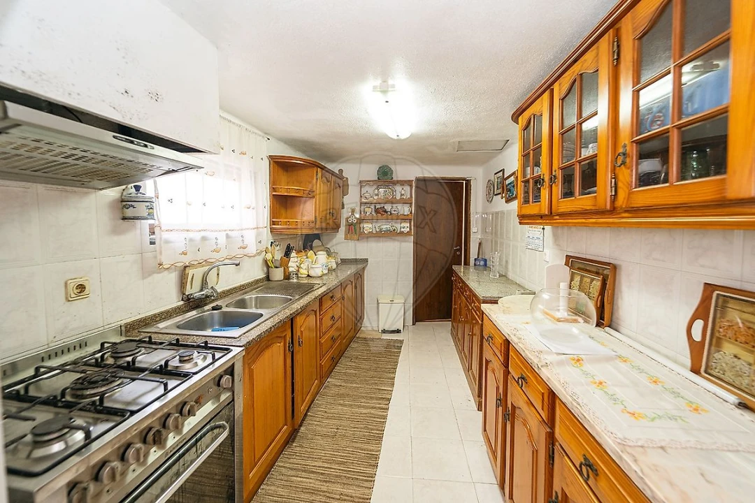 Moradia T2 para Venda em Dois Portos e Runa Foto 15