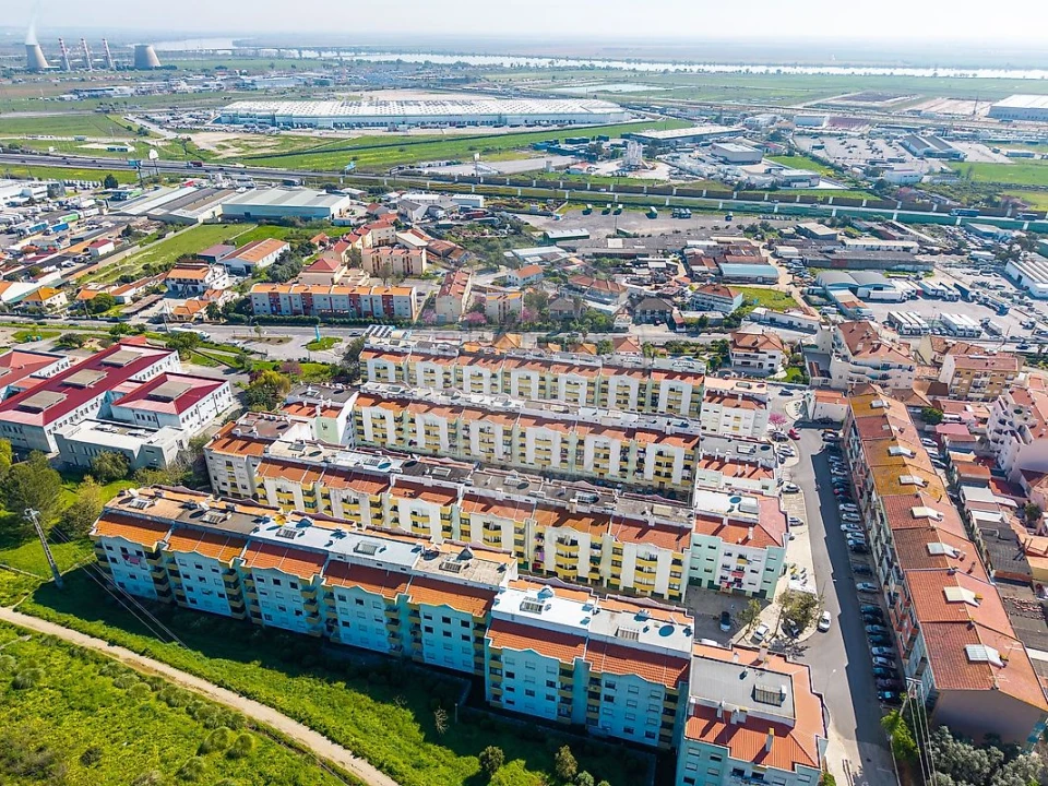 Apartamento T2 para Venda em Castanheira do Ribatejo e Cachoeiras Foto 47