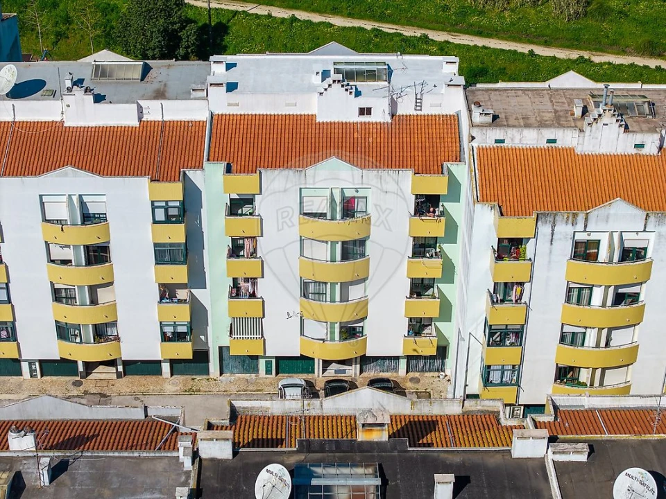 Apartamento T2 para Venda em Castanheira do Ribatejo e Cachoeiras Foto 10