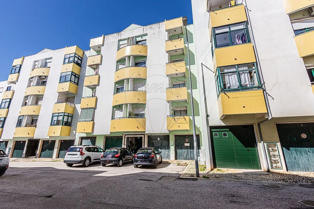 Apartamento T2 para Venda em Castanheira do Ribatejo e Cachoeiras Foto 9