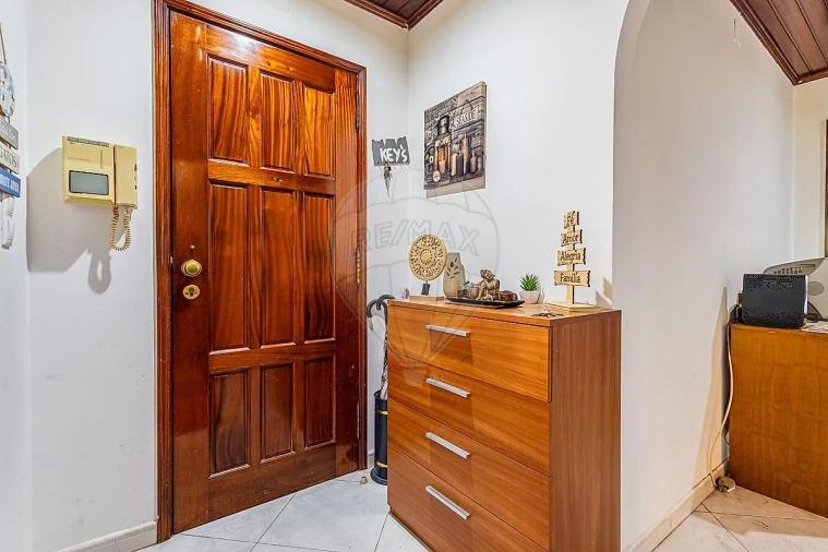 Apartamento T2 para Venda em Castanheira do Ribatejo e Cachoeiras Foto 27