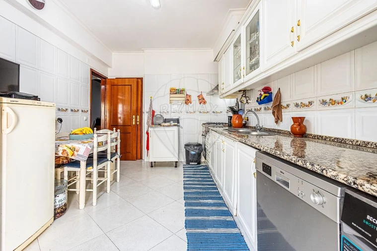 Apartamento T2 para Venda em Castanheira do Ribatejo e Cachoeiras Foto 39