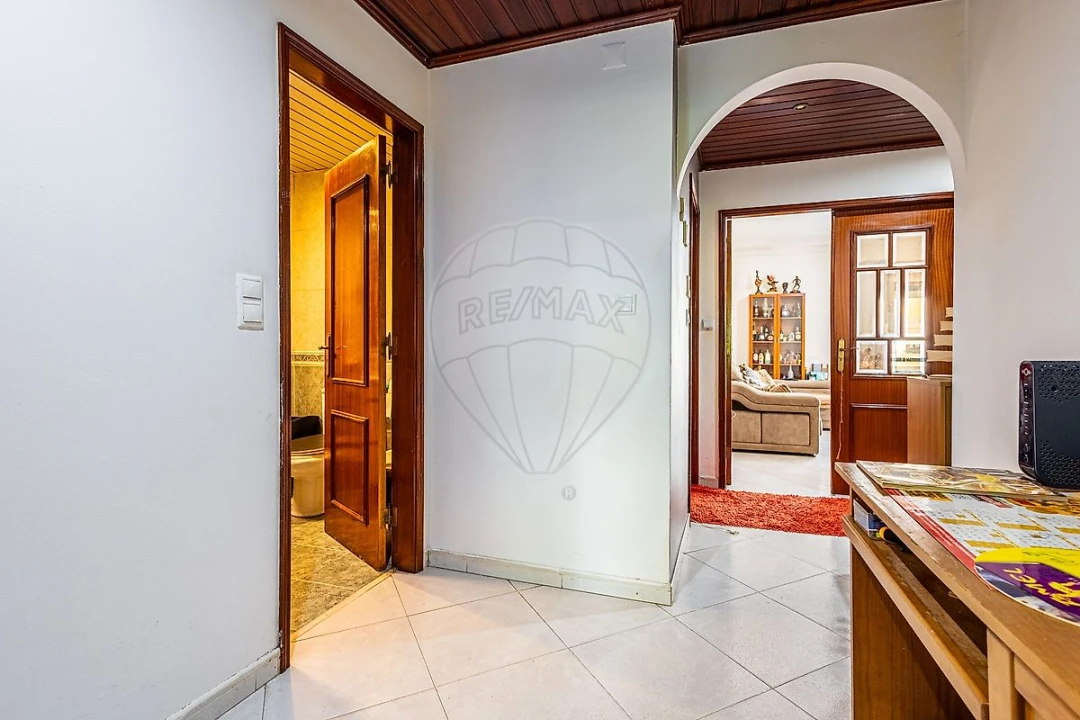 Apartamento T2 para Venda em Castanheira do Ribatejo e Cachoeiras Foto 29