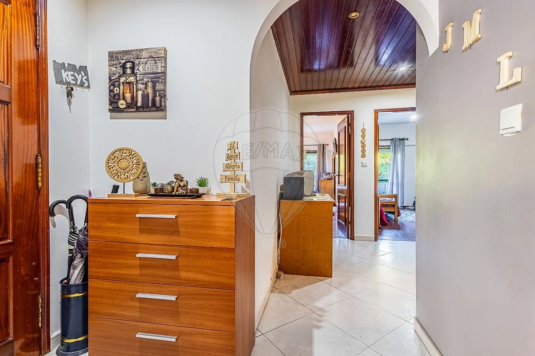 Apartamento T2 para Venda em Castanheira do Ribatejo e Cachoeiras Foto 31