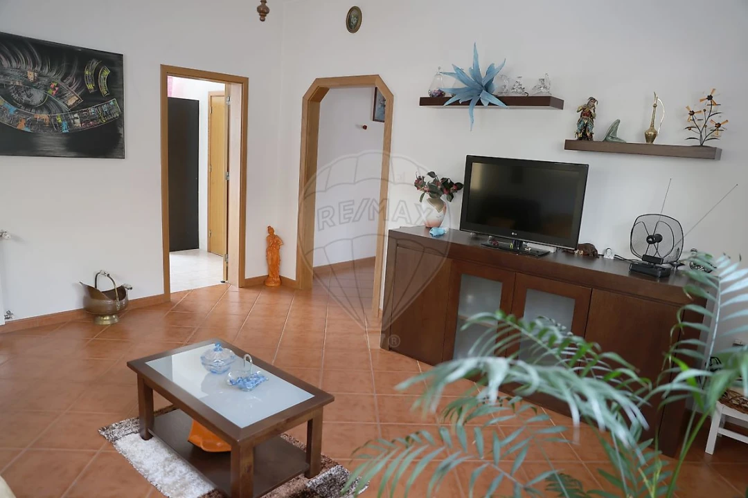 Moradia T5 para Venda em Arcozelos Foto 20